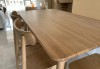 实木餐桌表面需要垫桌布吗,实木餐桌表面需要垫桌布吗视频